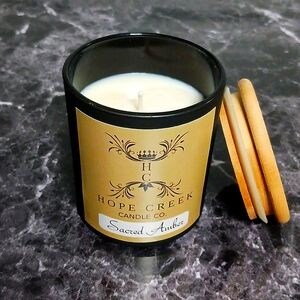 Sacred Amber Scented Candle 8oz/227g